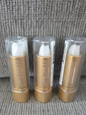 Manna Kadar Lippie Love 2.0 Lip  Scrub - 3 Sticks, New, Exfoliating Formula.